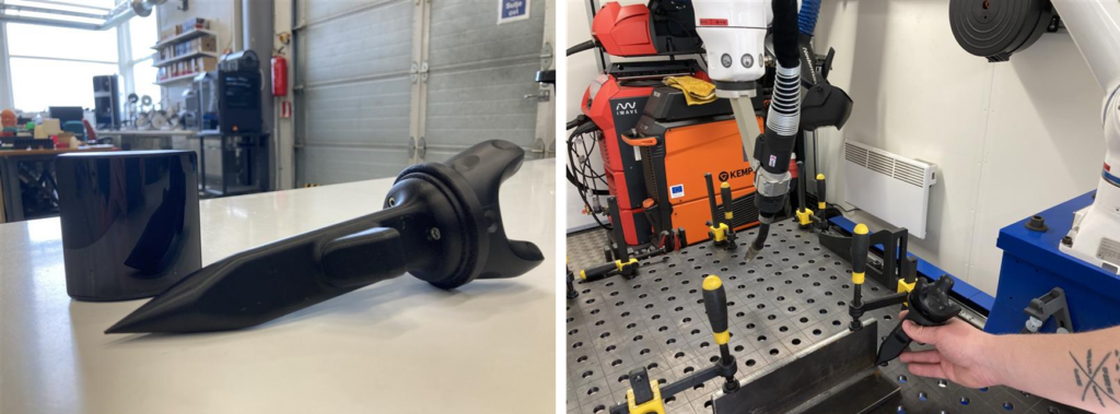 Kuvakollaasin vasemmassa kuvassa 3D-tulostettu työkalu, johon HTC Vive Tracker voidaan kiinnittää robotin ohjausta varten. Oikeassa kuvassa robottisolussa käyttäjä ohjaa robotin liikkeitä käsiohjaimen avulla hitsauspöydän äärellä. 